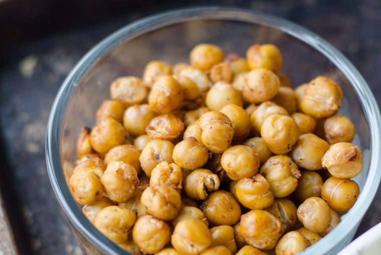 bowl of garbanzo beans