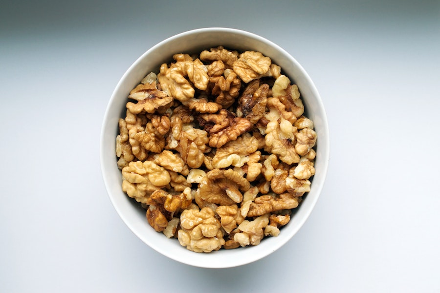 best food for skin walnuts